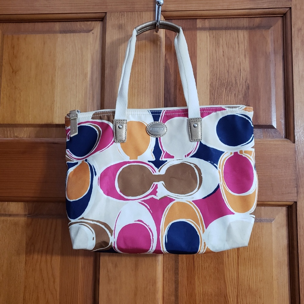 COACH (authentic) small nylon bag